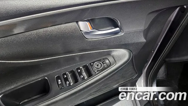 Hyundai Santafe 2023 — фото 14