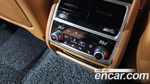 BMW 7-Series 2020 — фото 18
