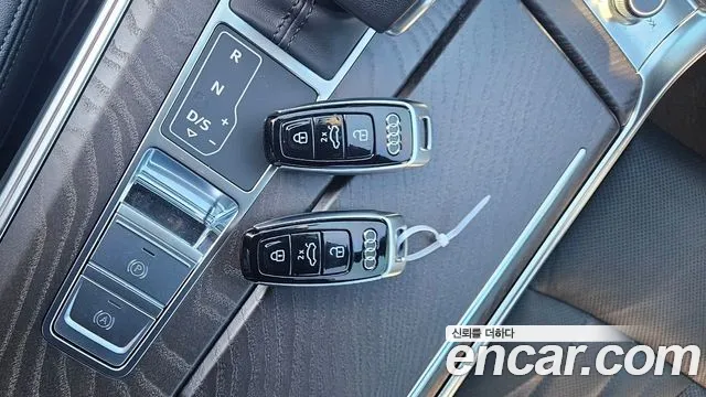 Audi A6 2023 — фото 19