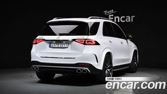 Mercedes-Benz GLE-Class 2023 — фото 2