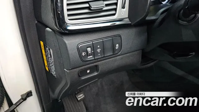 Kia Niro 2017 — фото 14