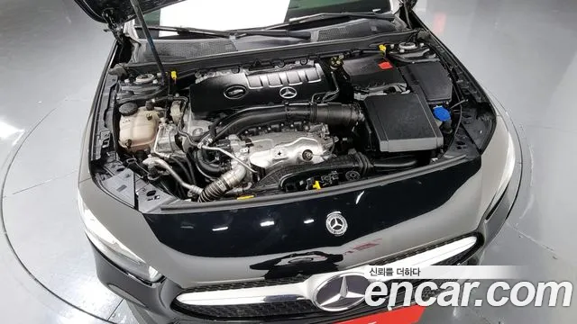 Mercedes-Benz A-Class 2019 — фото 6