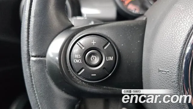 Mini Cooper 2021 — фото 17