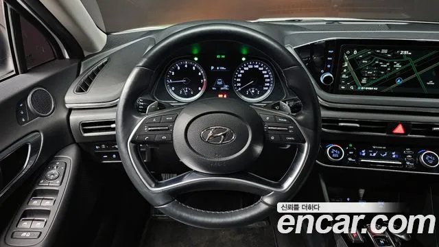 Hyundai Sonata 2020 — фото 13