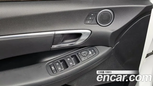 Hyundai Sonata 2020 — фото 18