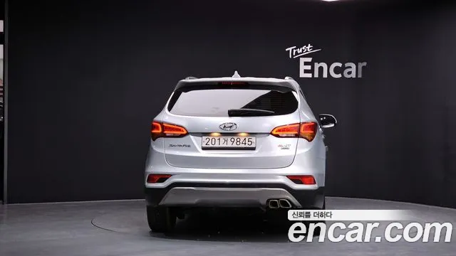 Hyundai Santafe 2017 — фото 4