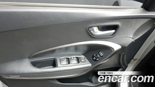Hyundai Santafe 2017 — фото 17