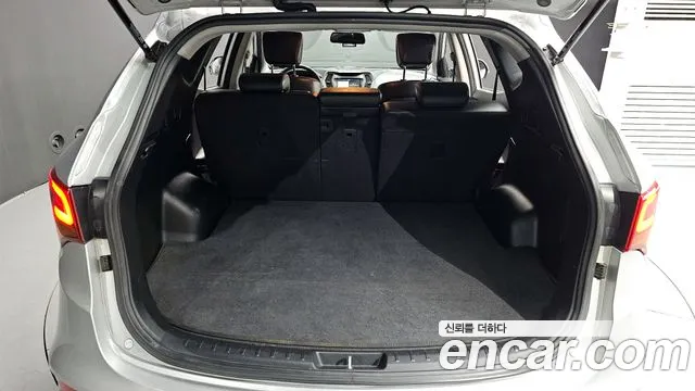 Hyundai Santafe 2017 — фото 20