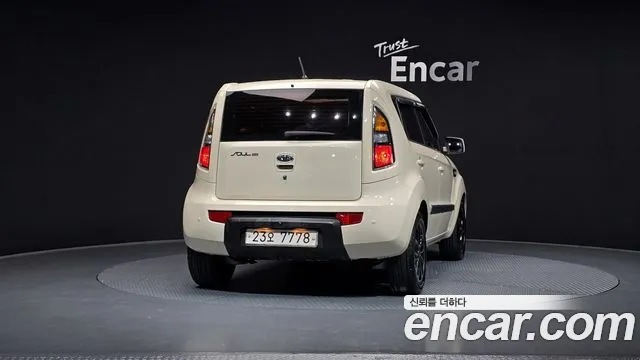 Kia Soul 2011 — фото 4
