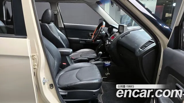 Kia Soul 2011 — фото 10