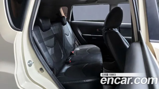 Kia Soul 2011 — фото 12