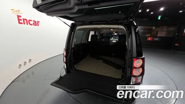 Land Rover Discovery 2013 — фото 20