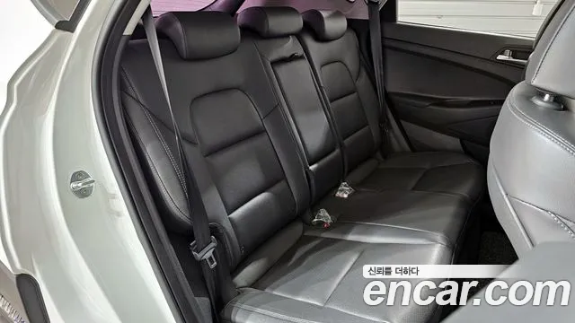 Hyundai Tucson 2020 — фото 12