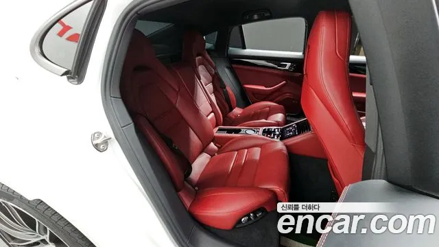 Porsche Panamera 2021 — фото 12