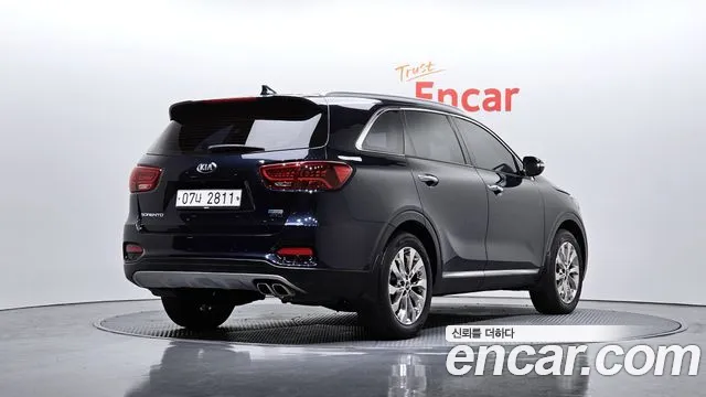 Kia Sorento 2019 — фото 2