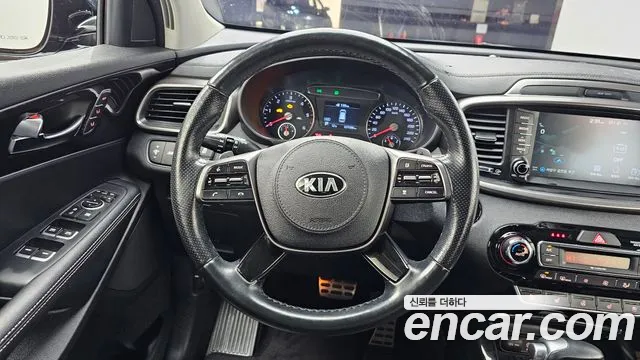 Kia Sorento 2019 — фото 13