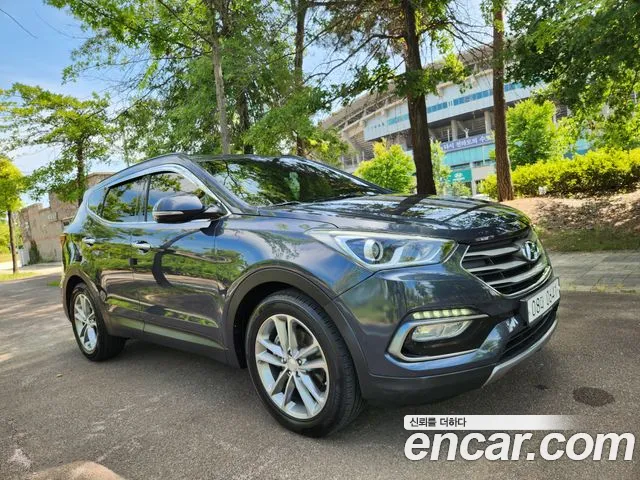 Hyundai Santafe 2016 — фото 1