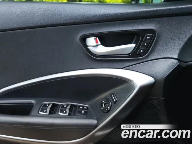 Hyundai Santafe 2016 — фото 15