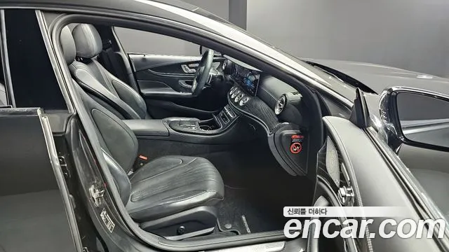 Mercedes-Benz CLS-Class 2023 — фото 11
