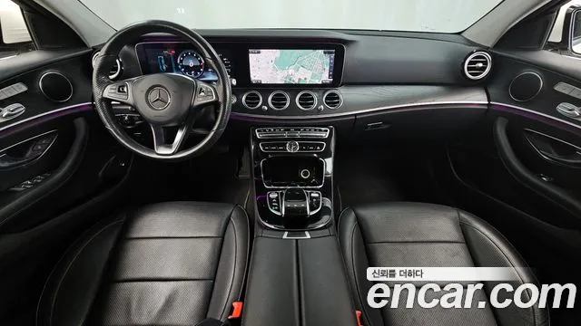Mercedes-Benz E-Class 2017 — фото 7