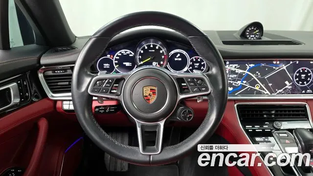 Porsche Panamera 2020 — фото 13