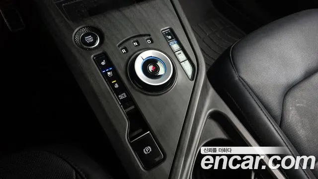 Kia Niro 2022 — фото 9