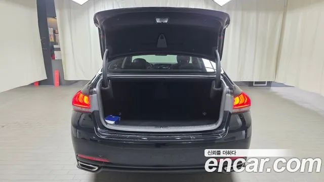 Hyundai Genesis 2015 — фото 20