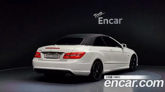 Mercedes-Benz E-Class 2012 — фото 20