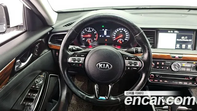 Kia K7 2016 — фото 13