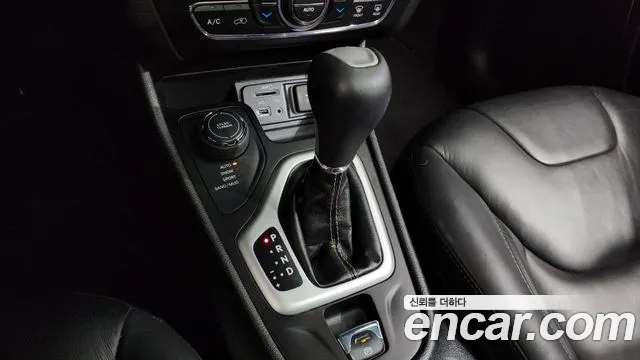 Jeep Cherokee 2018 — фото 9