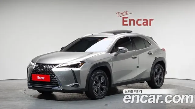 Lexus UX 2024 — фото 20
