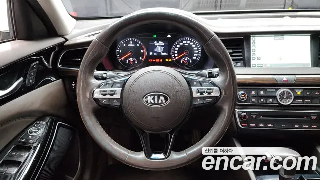 Kia K7 2018 — фото 13