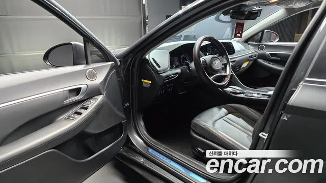 Hyundai Sonata 2020 — фото 11