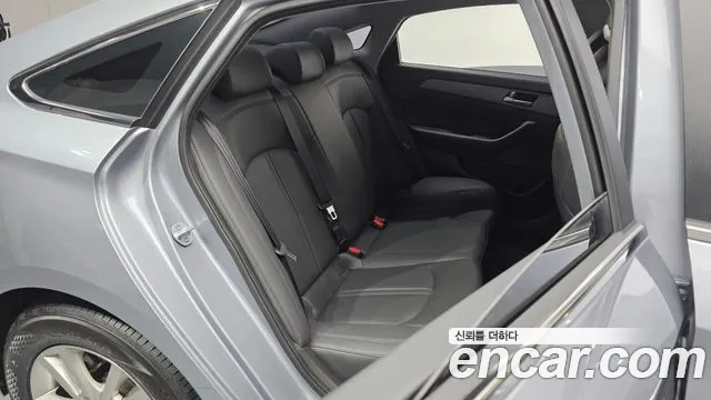 Hyundai Sonata 2017 — фото 12