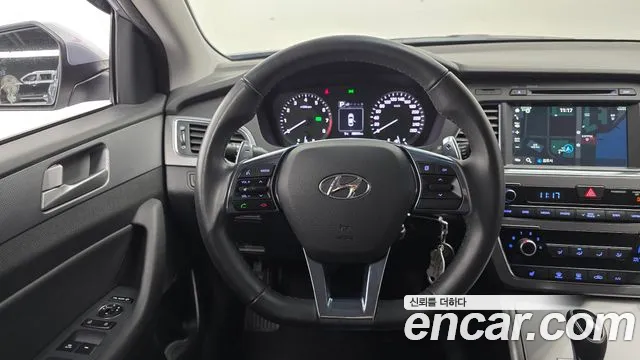 Hyundai Sonata 2017 — фото 13