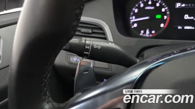 Hyundai Sonata 2017 — фото 17