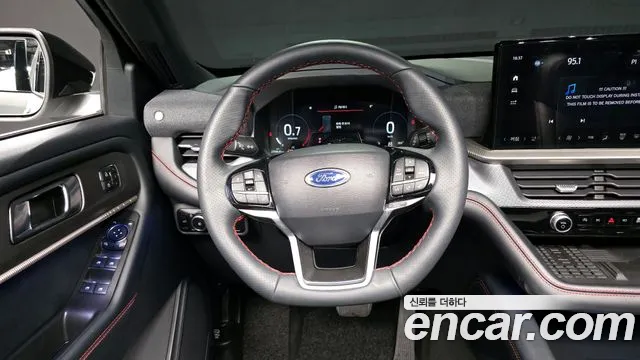 Ford Explorer 2025 — фото 13