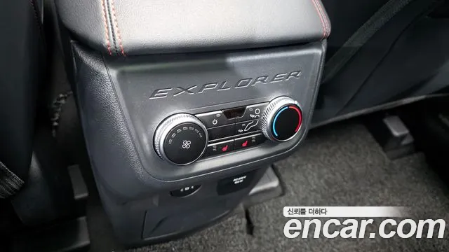 Ford Explorer 2025 — фото 18