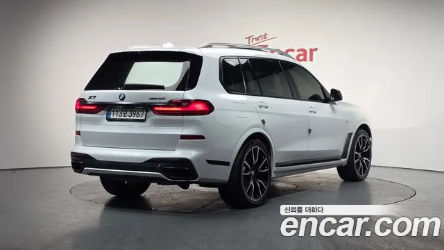 BMW X7 2022 — фото 2
