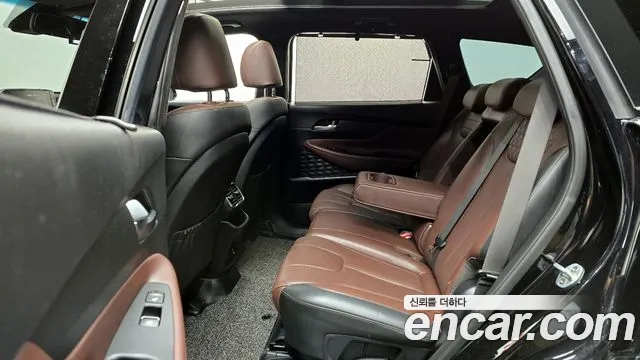 Hyundai Santafe 2019 — фото 12