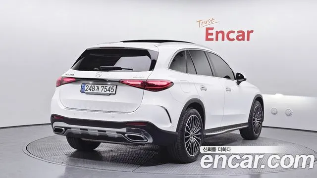 Mercedes-Benz GLC-Class 2023 — фото 2