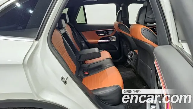 Mercedes-Benz GLC-Class 2023 — фото 12