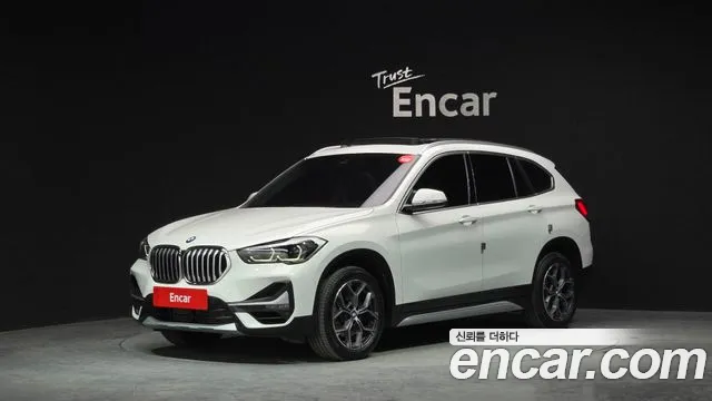 BMW X1 2022 — фото 1