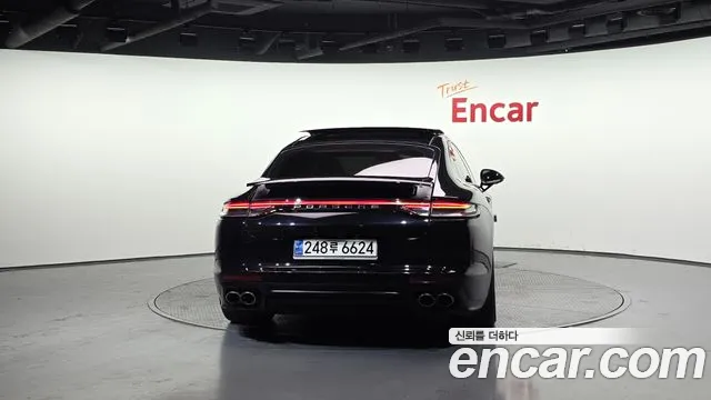 Porsche Panamera 2020 — фото 4