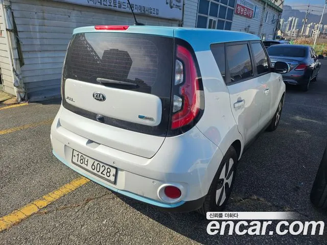 Kia Soul 2015 — фото 5
