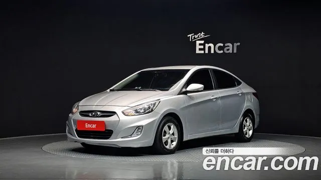 Hyundai Accent 2012 — фото 1