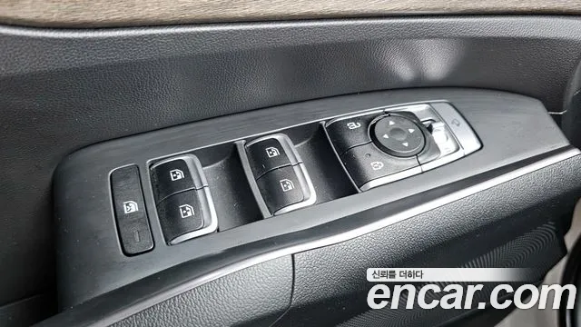 Kia Sorento 2023 — фото 14