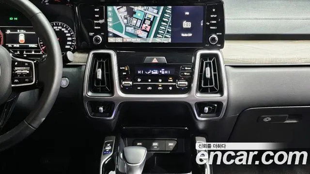 Kia Sorento 2023 — фото 19
