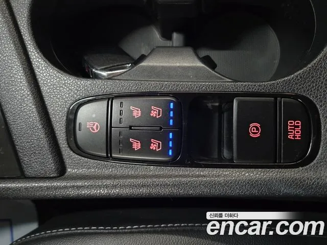 Kia Niro 2022 — фото 13