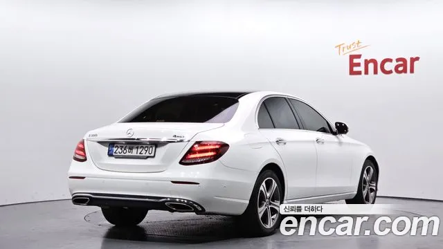 Mercedes-Benz E-Class 2018 — фото 2